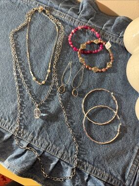 6 Piece Layering Silver Tone /Pink Set: 2 Each Necklaces, Bracelets, Earrings